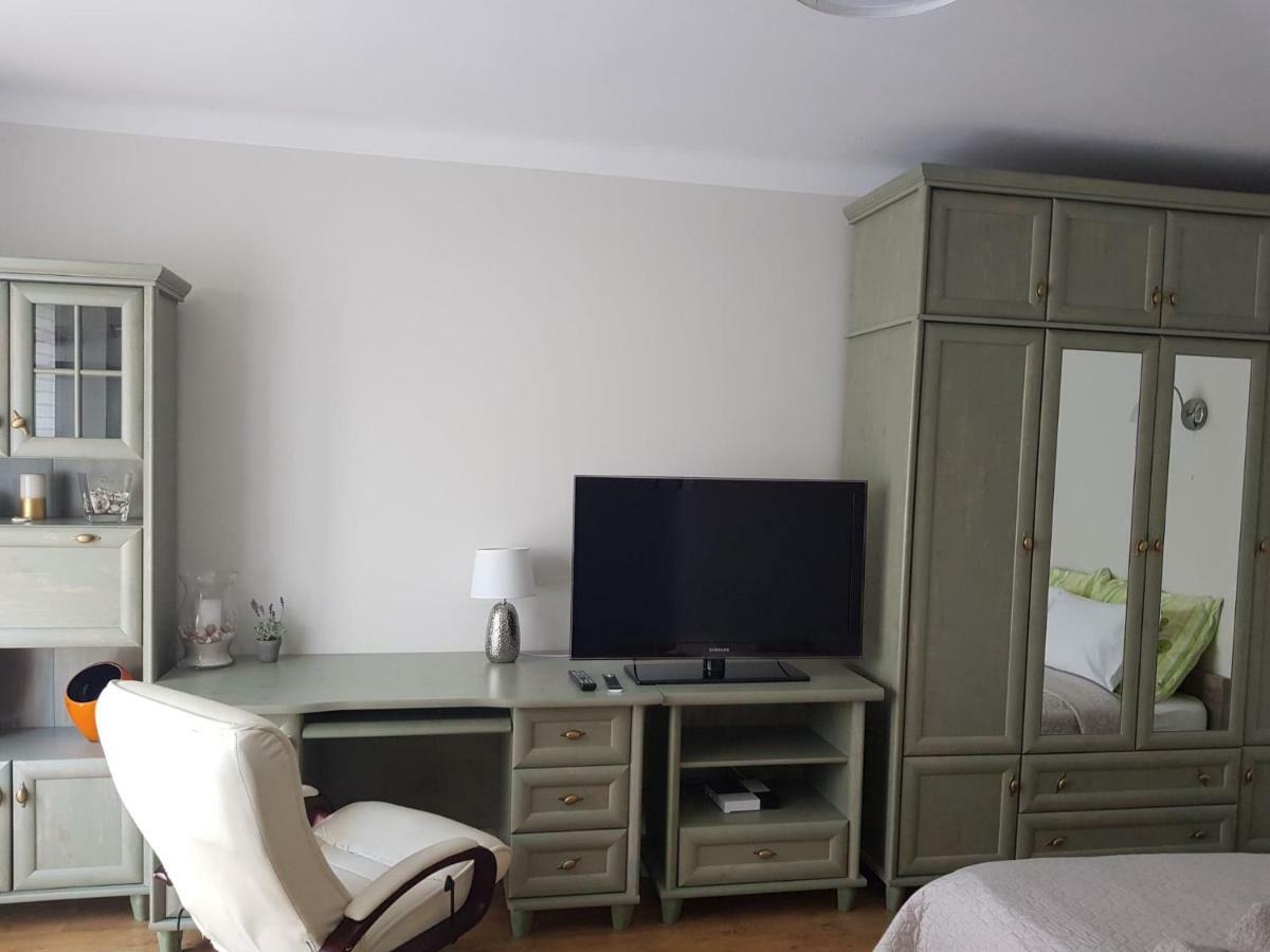Przytulna I Przestrzenna Garsoniera- Centrum Tarnow Ngoại thất bức ảnh